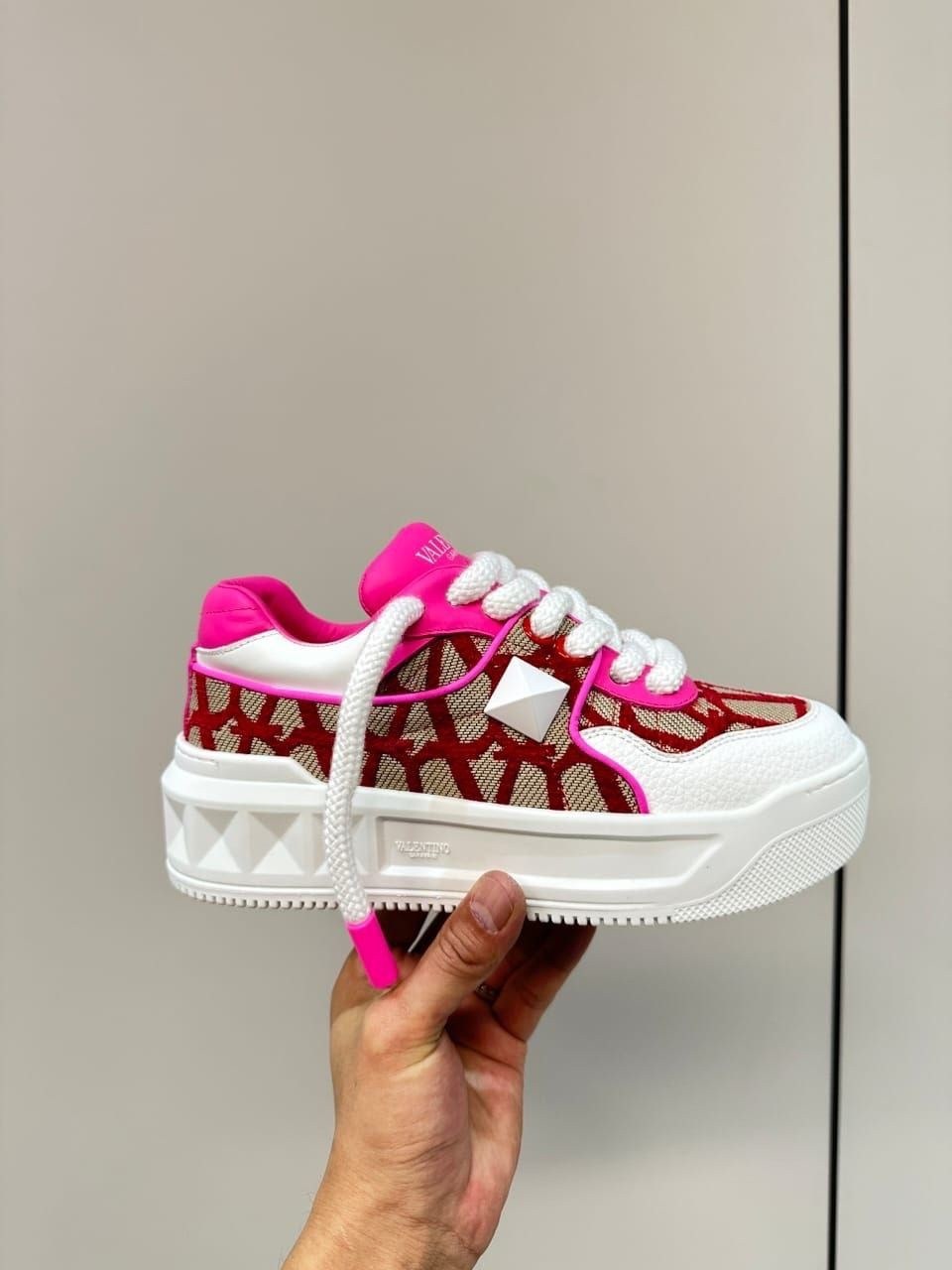 кроссовки женские valentino,valentino кеды женские,valentino кроссовки,кроссовки валентино женские,кеды valentino