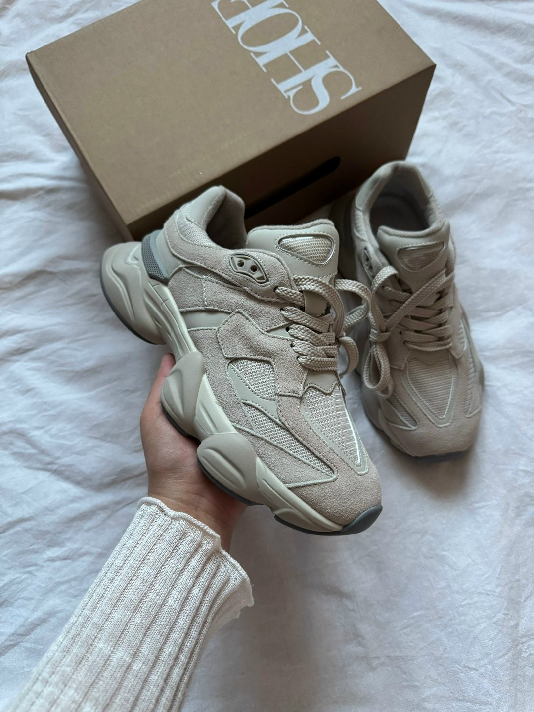 кроссовки,повседневные кроссовки,массивные кроссовки,модные кроссовки,оригинальные кроссовки