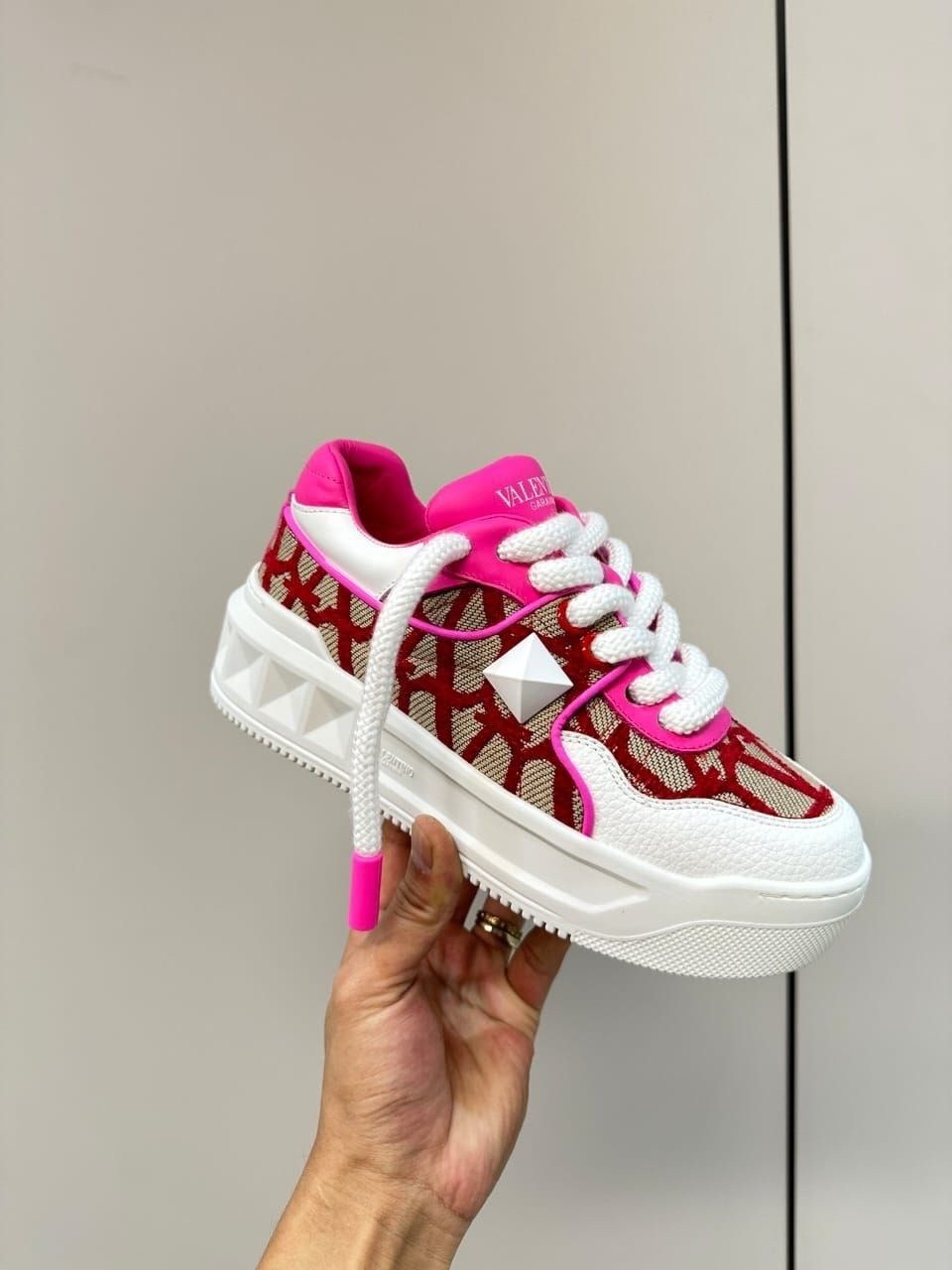 кроссовки женские valentino,valentino кеды женские,valentino кроссовки,кроссовки валентино женские,кеды valentino