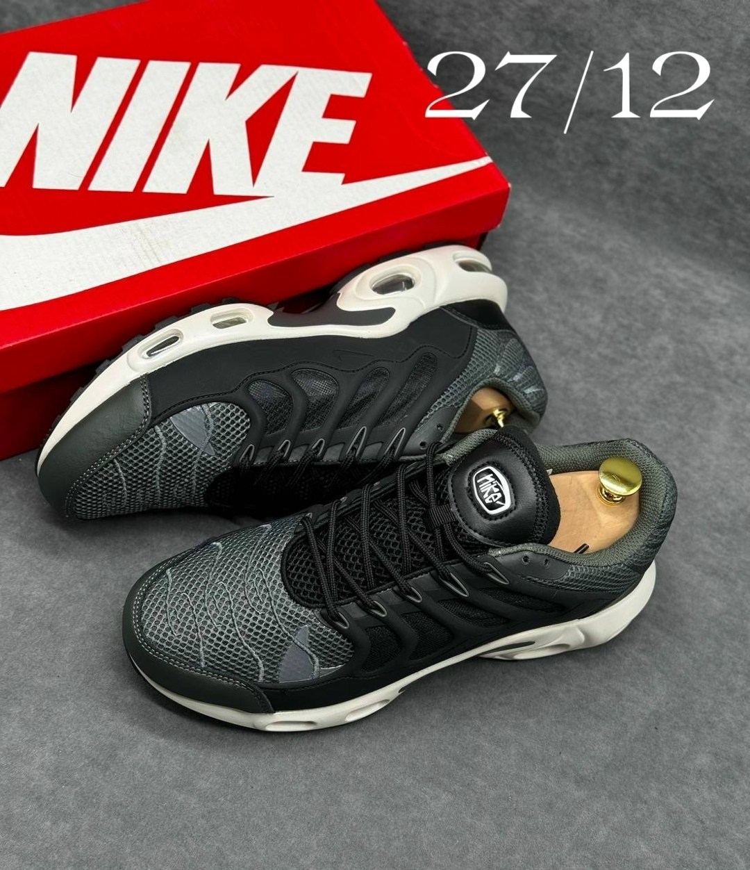 кроссовки nike air max tn plus,кроссовки для мужчин,кроссовки мужские nike air max tn plus,кроссовка мужской,