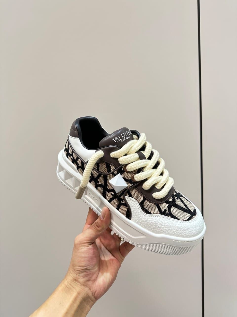 кроссовки женские valentino,valentino кроссовки,кеды valentino,,valentino кеды женские