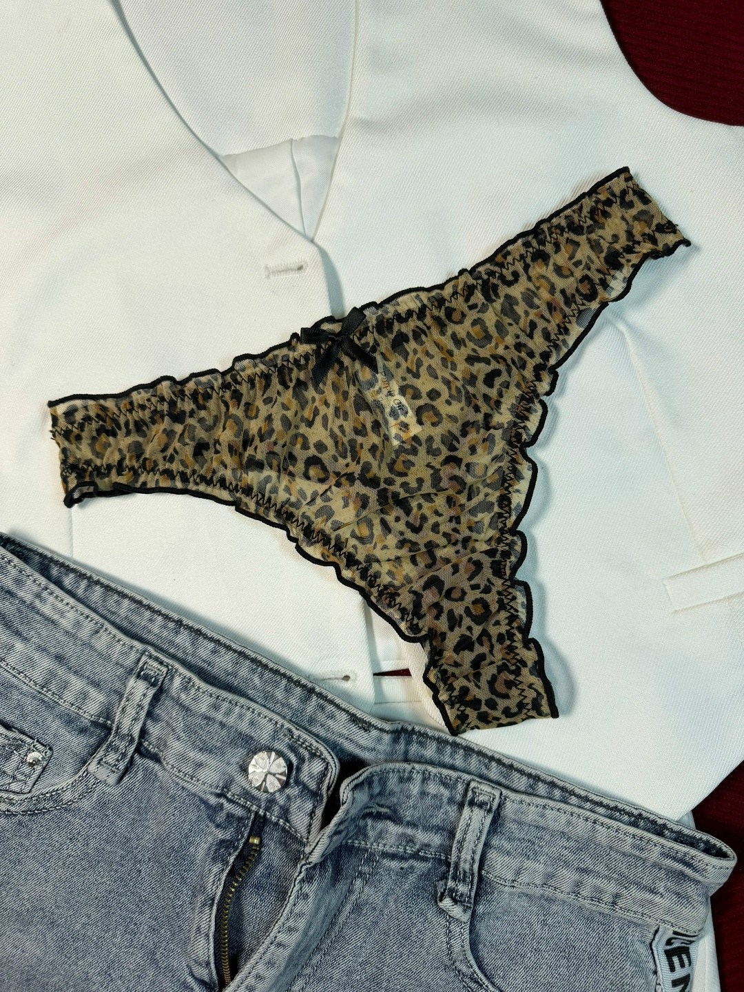 черные женские трусы,стринги нижнее белье,стринги женские,трусики стринг,женские кружевные стринги