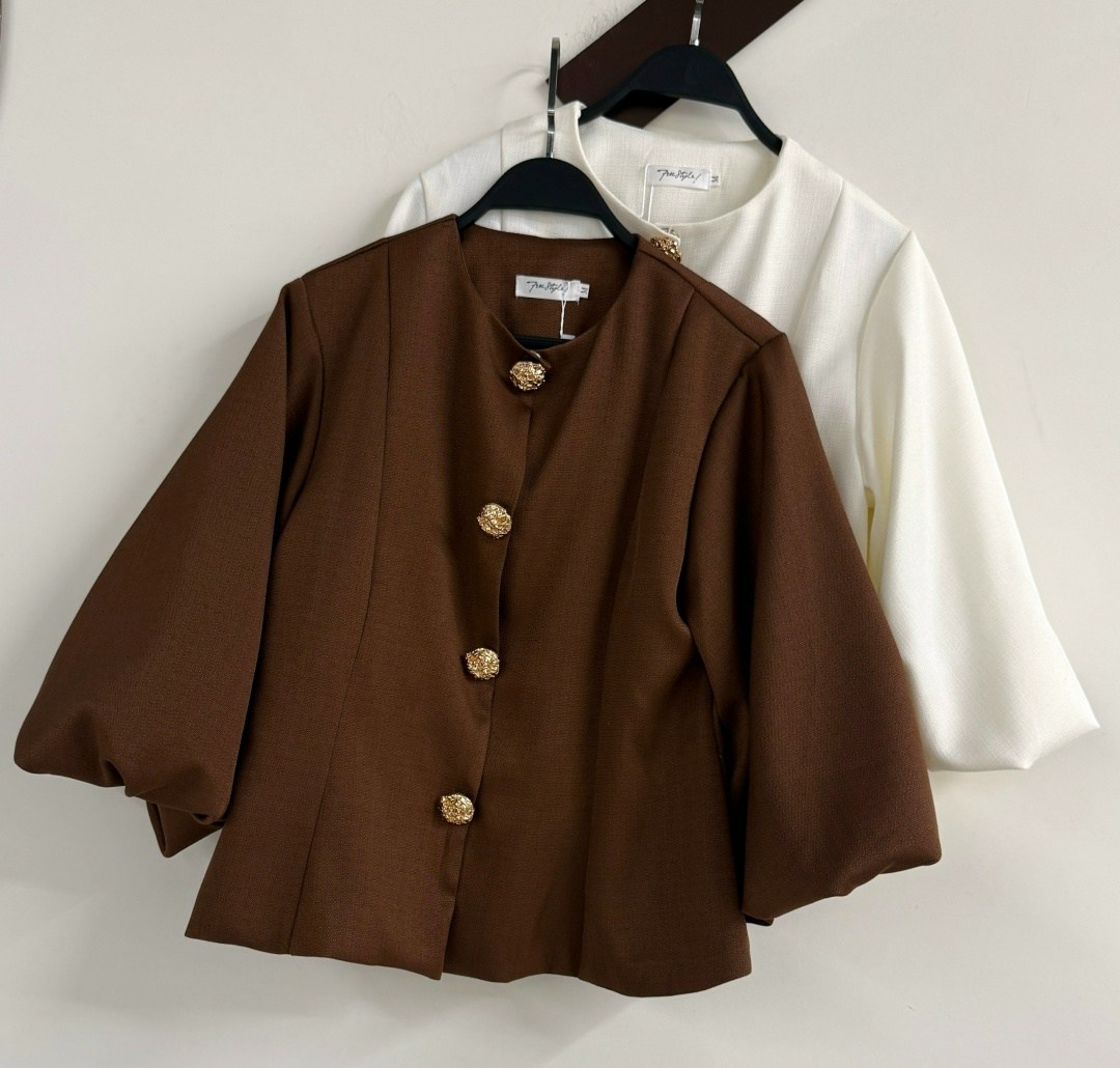 жакет,пальто полупальто,шерстяное пальто,пальто женские,короткие пальто