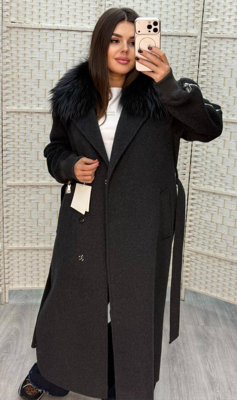 классическое женское кашемировое зимнее пальто с мехом,пальто женское утеплённое с мехом abrigo collection,кашемировое зимнее пальто с мехом,зимнее пальто с меховым воротником,пальто с мехом