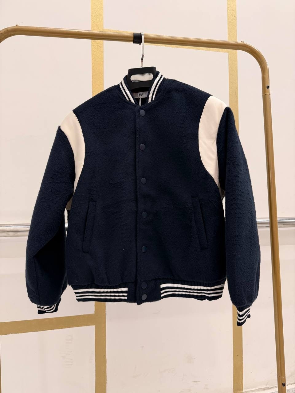 куртка бомбер,бомбер одежда,мужская куртка бомбер,varsity jacket,повседневная куртка