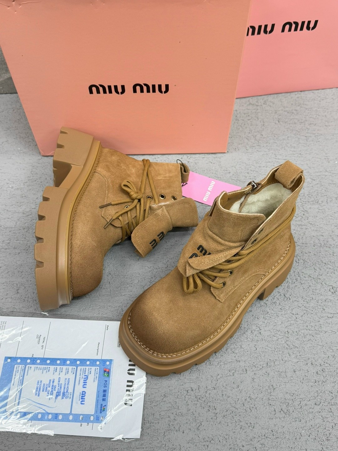 ,ботинки замшевые miu miu,ботинки miu miu,ботинки,ботинки миу миу женские зимние