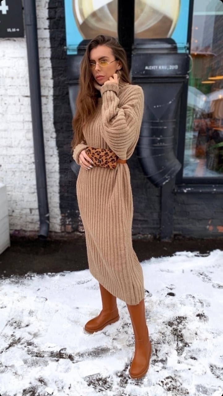turtleneck drop shoulder ribbed knit sweater dress,вязаное платье,бежевое платье лапша,трикотажное платье,теплое вязаное платье
