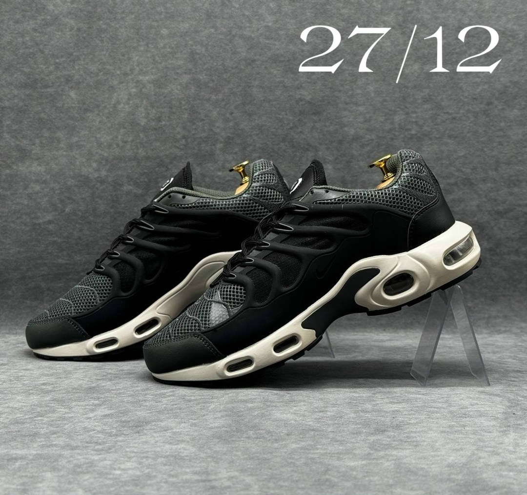 кроссовки nike air max tn plus,кроссовки для мужчин,кроссовки мужские nike air max tn plus,кроссовка мужской,