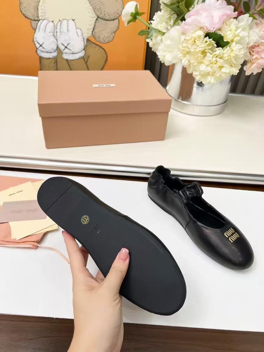 женские черные замшевые туфли miu miu,,туфли miu miu,женские черные замшевые туфли miu miu lm-21960,балетки miu miu