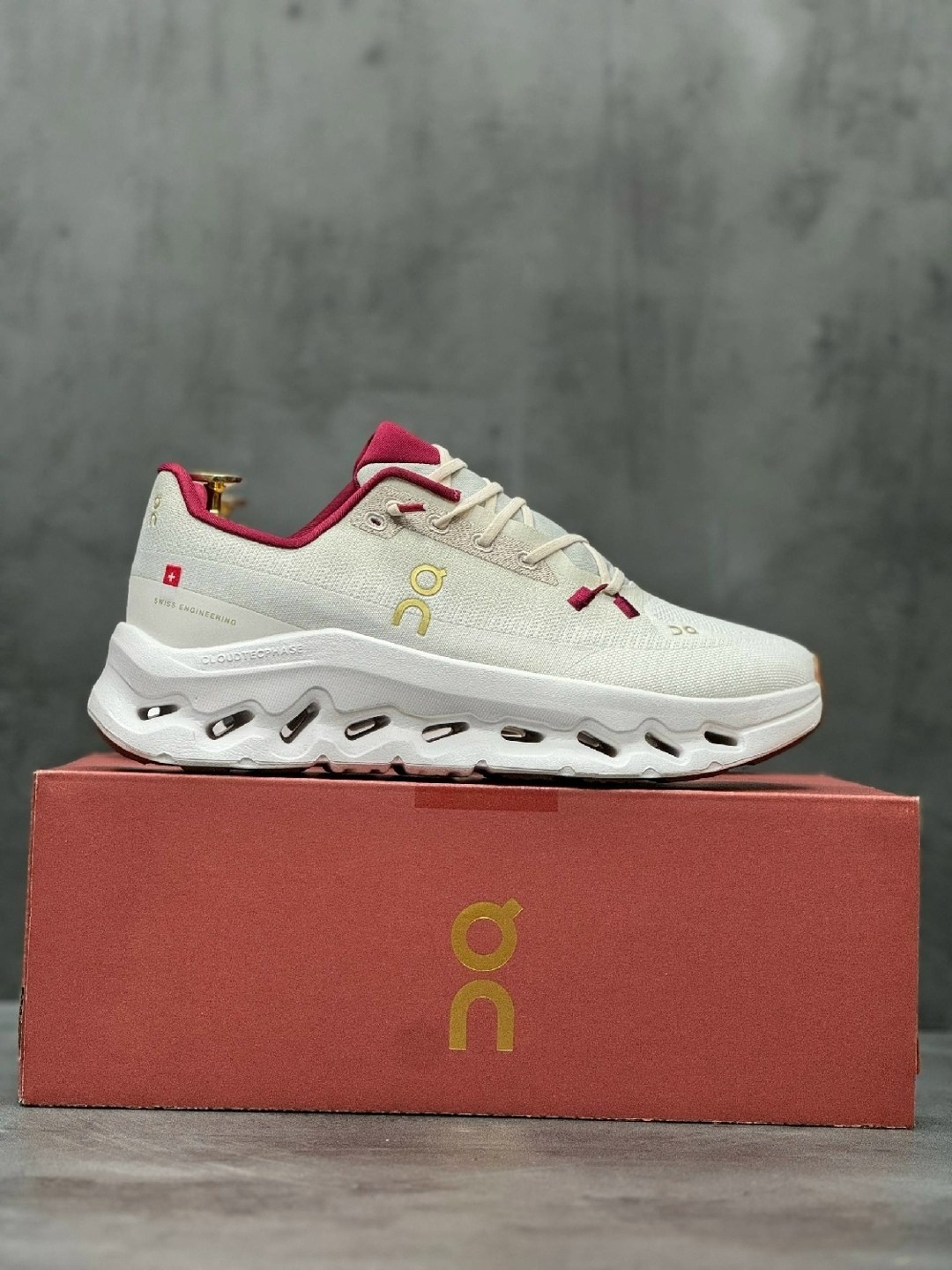 ,спортивная ,женские кроссовки,повседневные кроссовки,кроссовки cпортивные