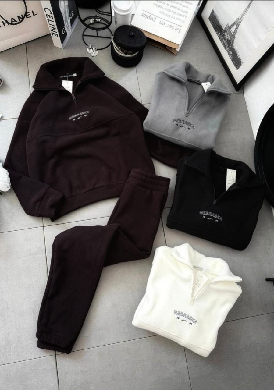 костюм спортивный,спортивные костюмы женские на флисе,женский спортивный костюм на флисе черный,костюм на флисе,флисовые костюмы женские