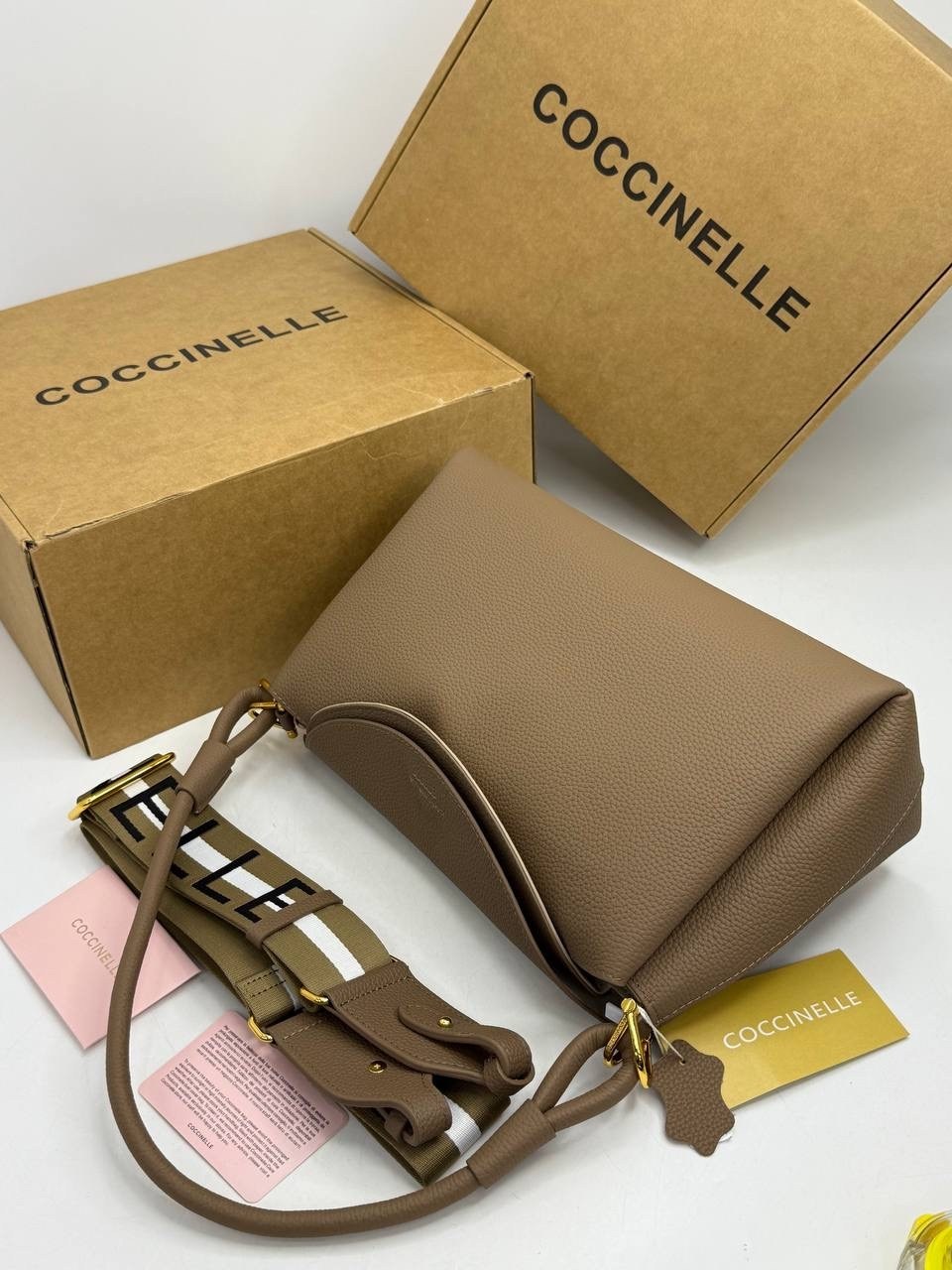 сумка coccinelle,сумка женская coccinelle,сумка женская брендовая,стильная сумочка,сумка