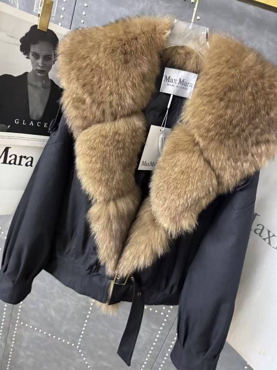 женский пуховик на утином пуху с большим воротником из меха енота,пуховик с натуральным мехом женский,куртка с мехом,женский пуховик с большим воротником на утином пуху с натуральным лисьим мехом,пухо