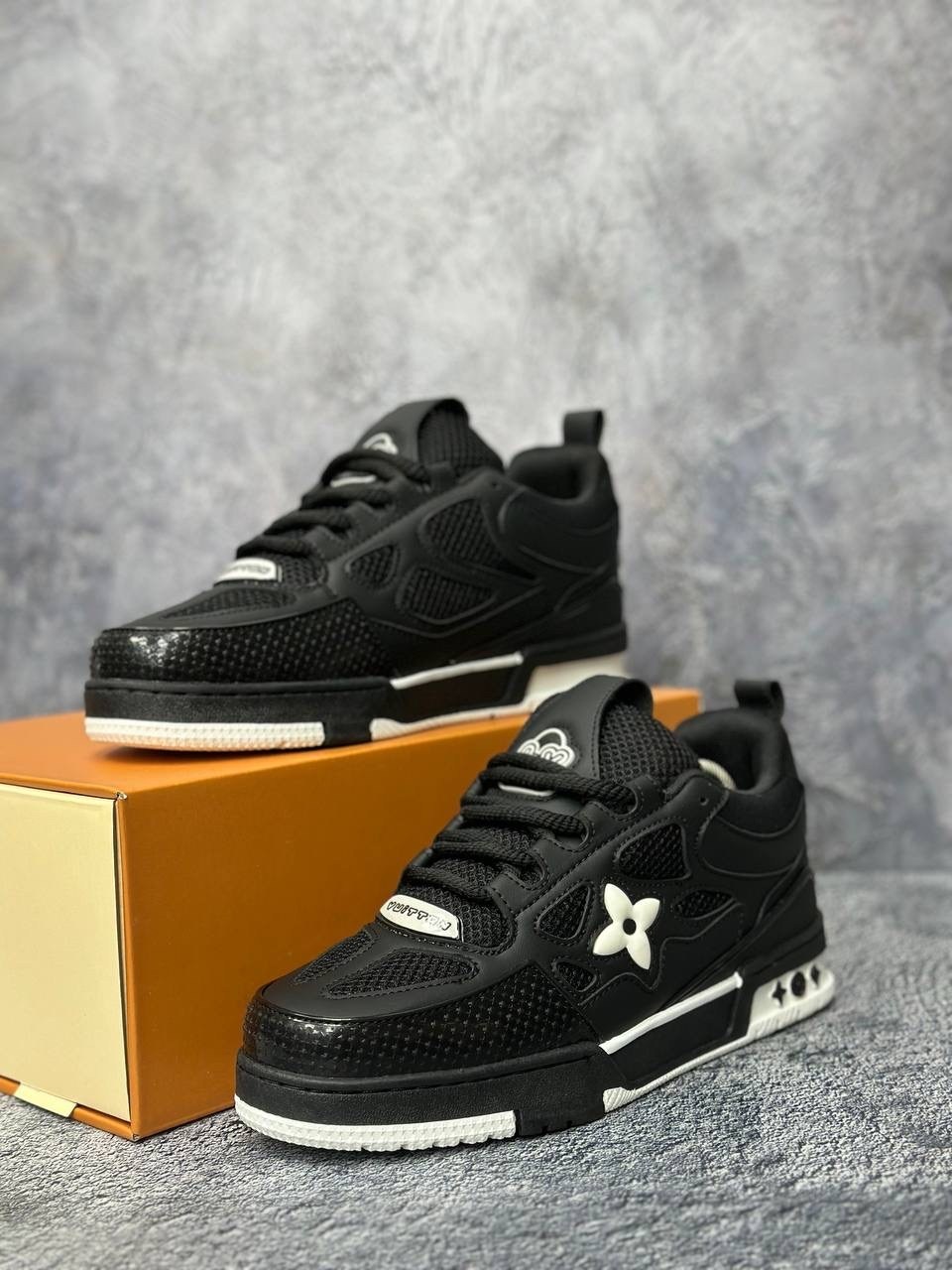 кроссовки louis vuitton мужские,кроссовки louis vuitton,премиальные кроссовки louis vuitton,мужские комбинированные кроссовки louis vuitton 2026 черные,брендовые мужские кроссовки луи виттон