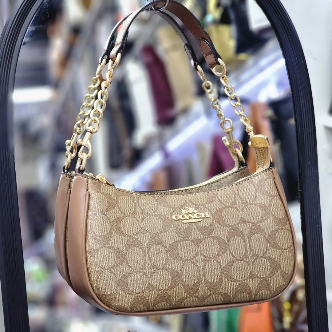 женская сумка coach,сумка coach,брендовая сумка через плечо coach,сумка через плечо coach,coach сумка на плечо