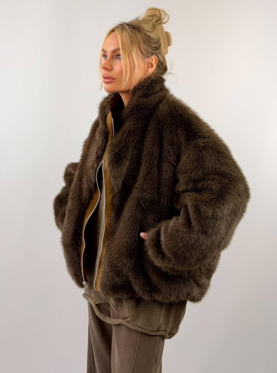 куртка,дубленка женская,,стильная дубленка