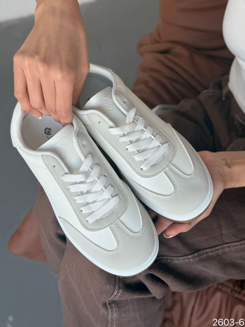 ,кеды из натуральной замши,замшевые кеды,кеды женски,кроссовки женскиe