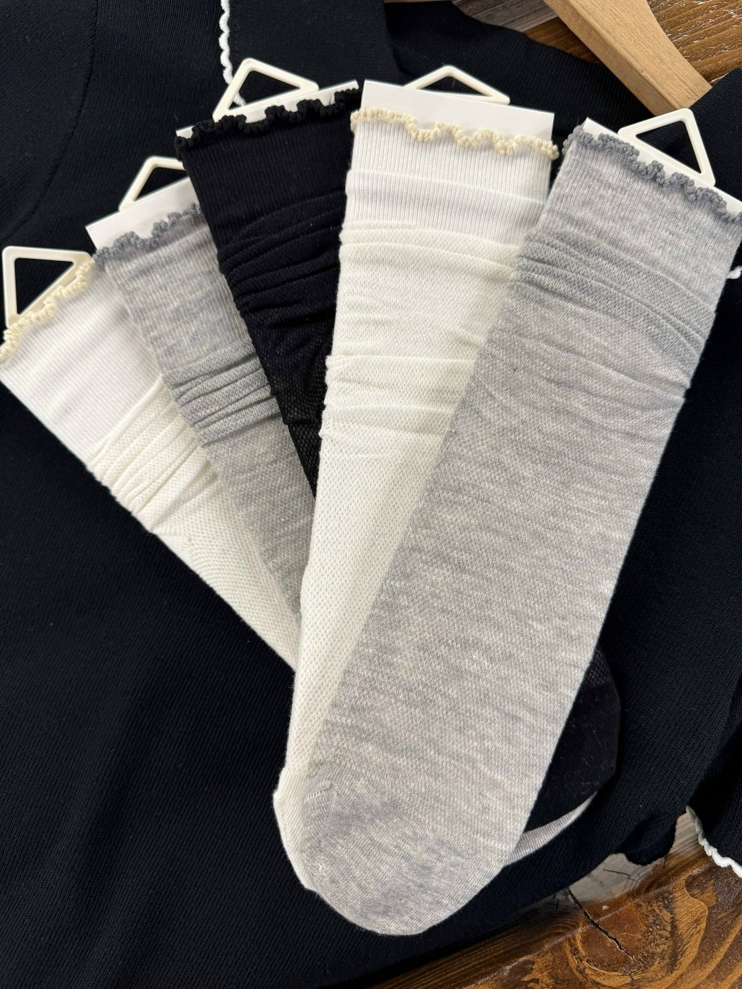 манжеты и подвязы трикотажные,подвяз трикотажный,подвяз трикотажный полиэстер,вязаные чулки,носки с оборками