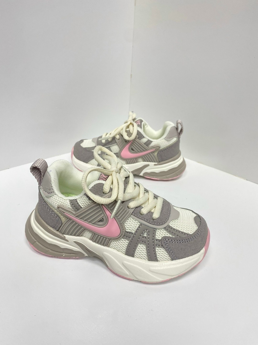 кроссовки женские nike,женские кроссовки,кроссовки nike,повседневные кроссовки,кроссовка