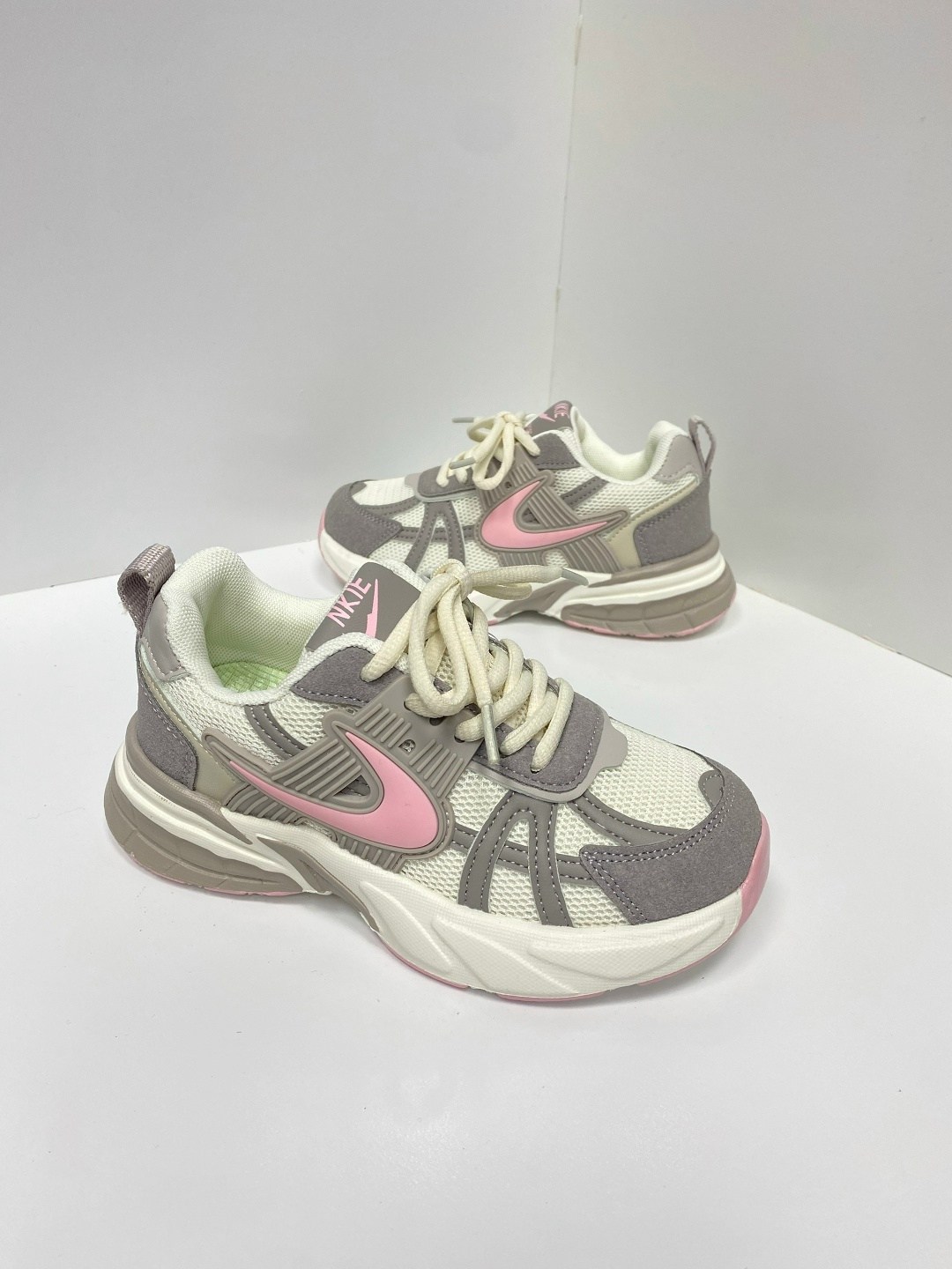 кроссовки,кроссовки nike,повседневные кроссовки,кроссовка,