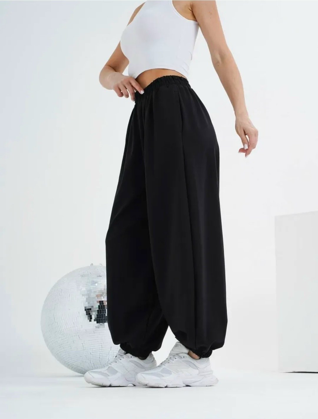 брюки спортивные,брюки спортивные женские,спортивные штаны джоггеры широкие,широкие спортивные штаны женские черные,спортивные штаны широкие