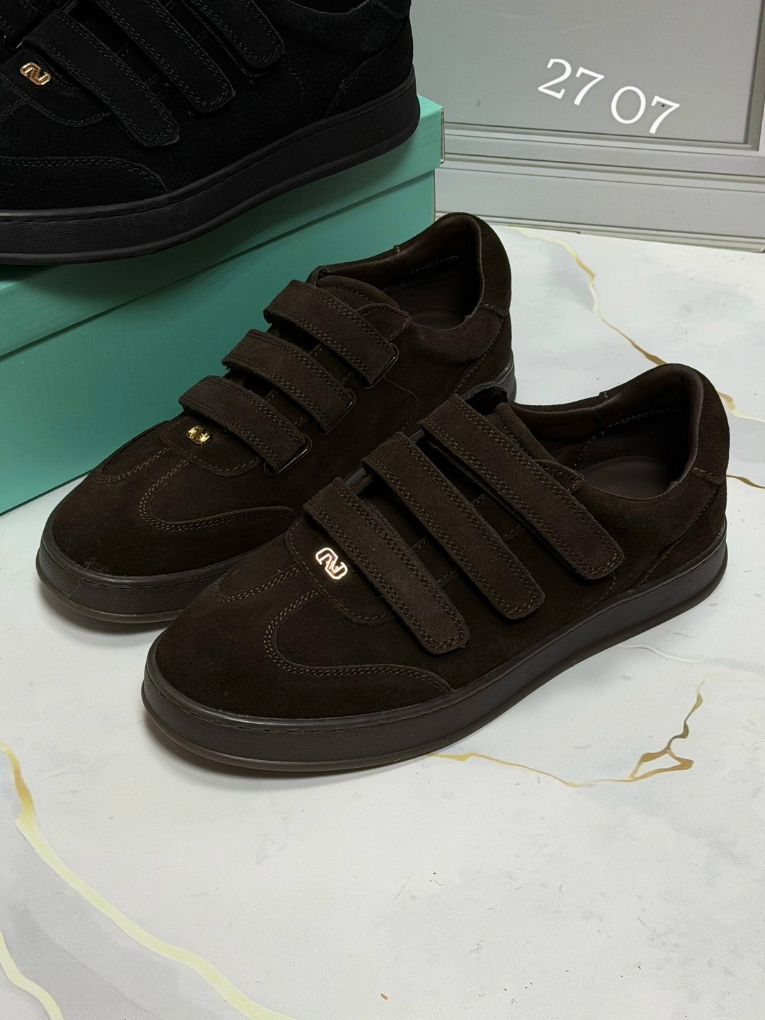 ,обуви,замшевые кроссовки, женская,замшевые кеды