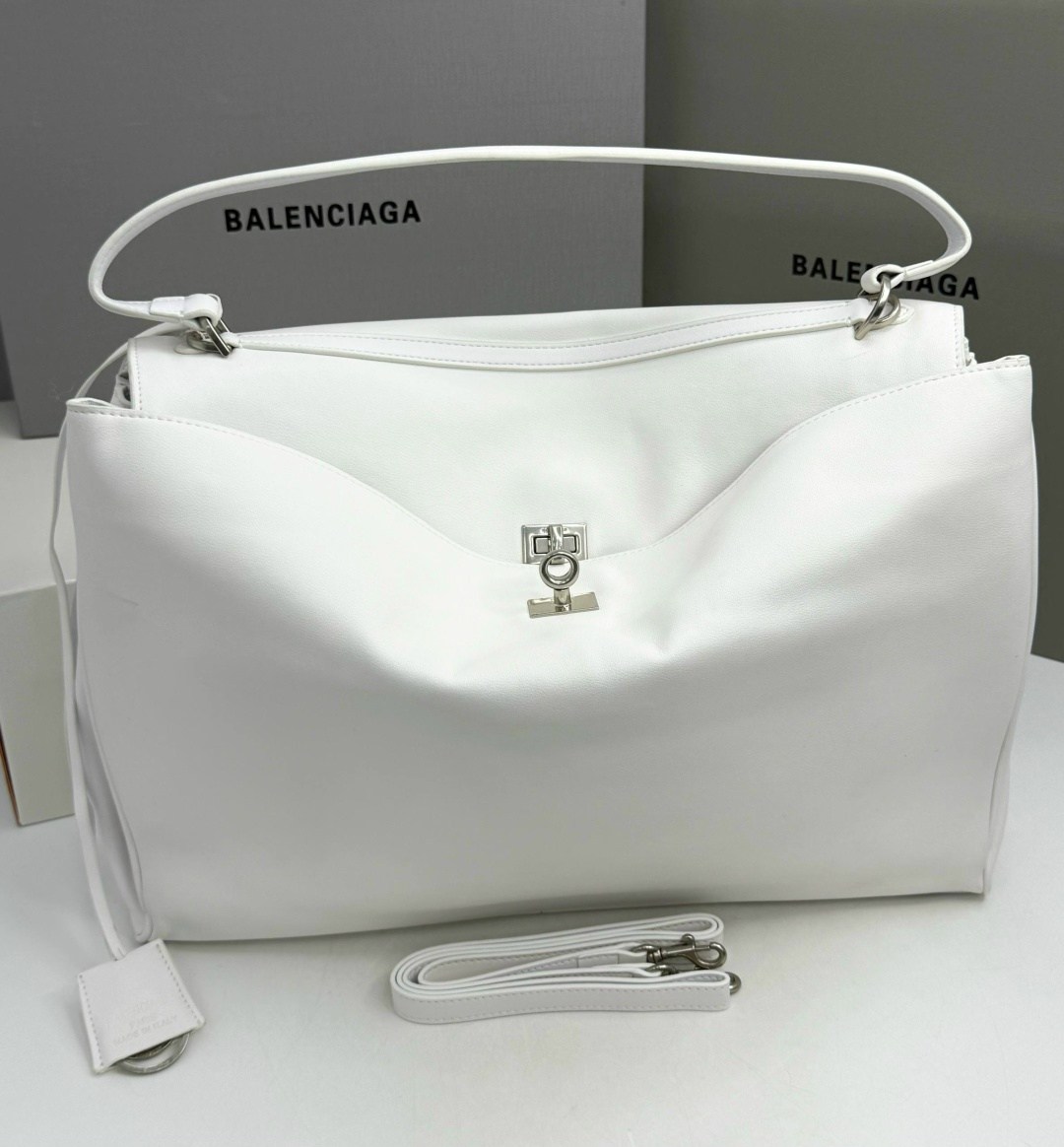 сумка женская balenciaga,сумка balenciaga,сумка balenciaga натуральная кожа 35-24 см,сумка,белая сумка