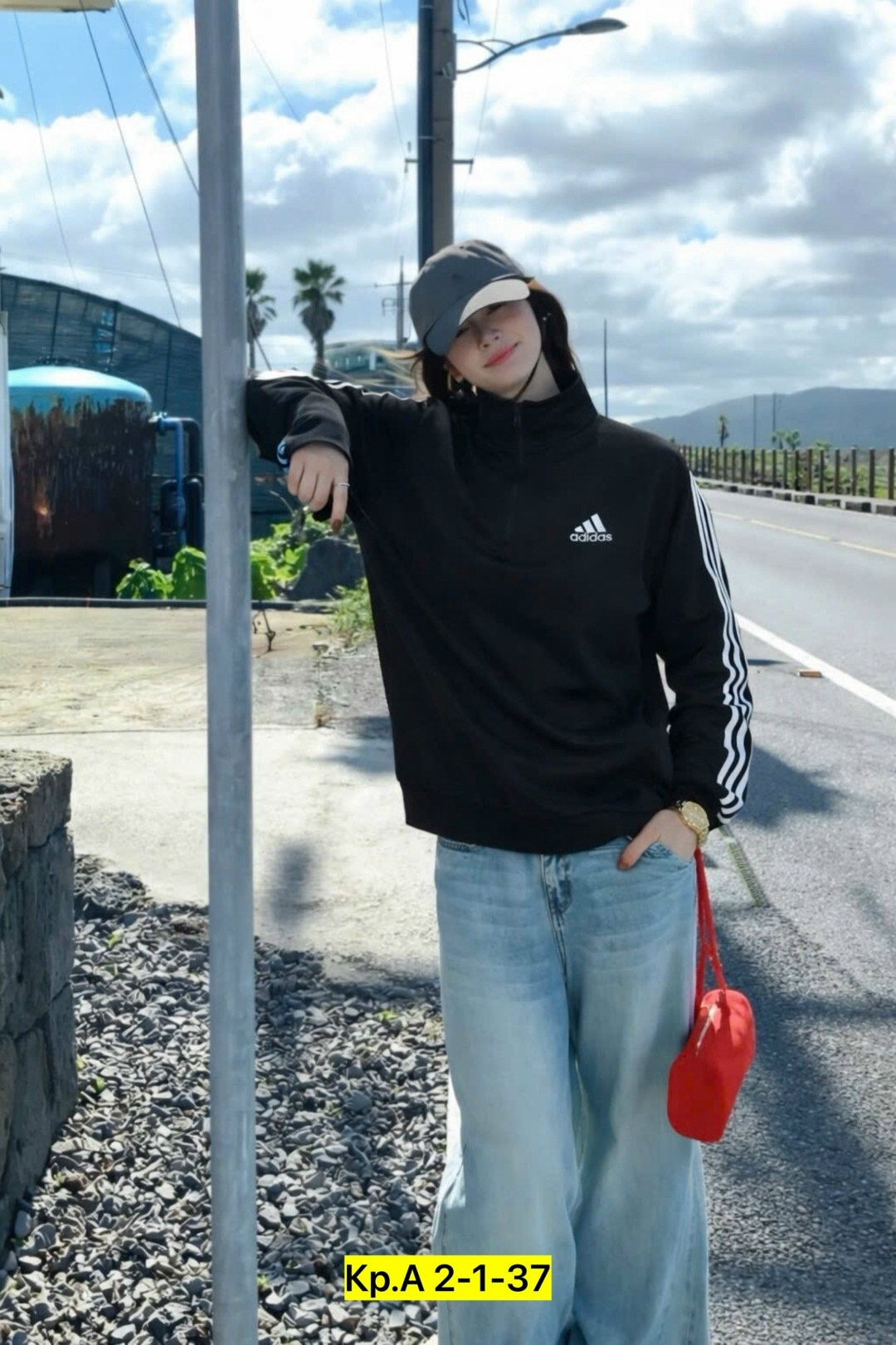 adidas original,толстовка женская adidas,толстовка,adidas originals adicolor свитшот,толстовка женская