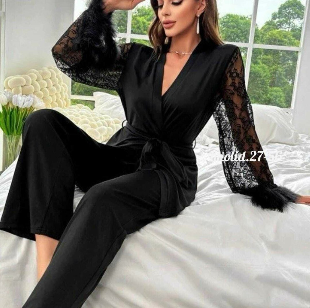 халат с перьями,халат пеньюар,халат,шелковый халат,красный халат