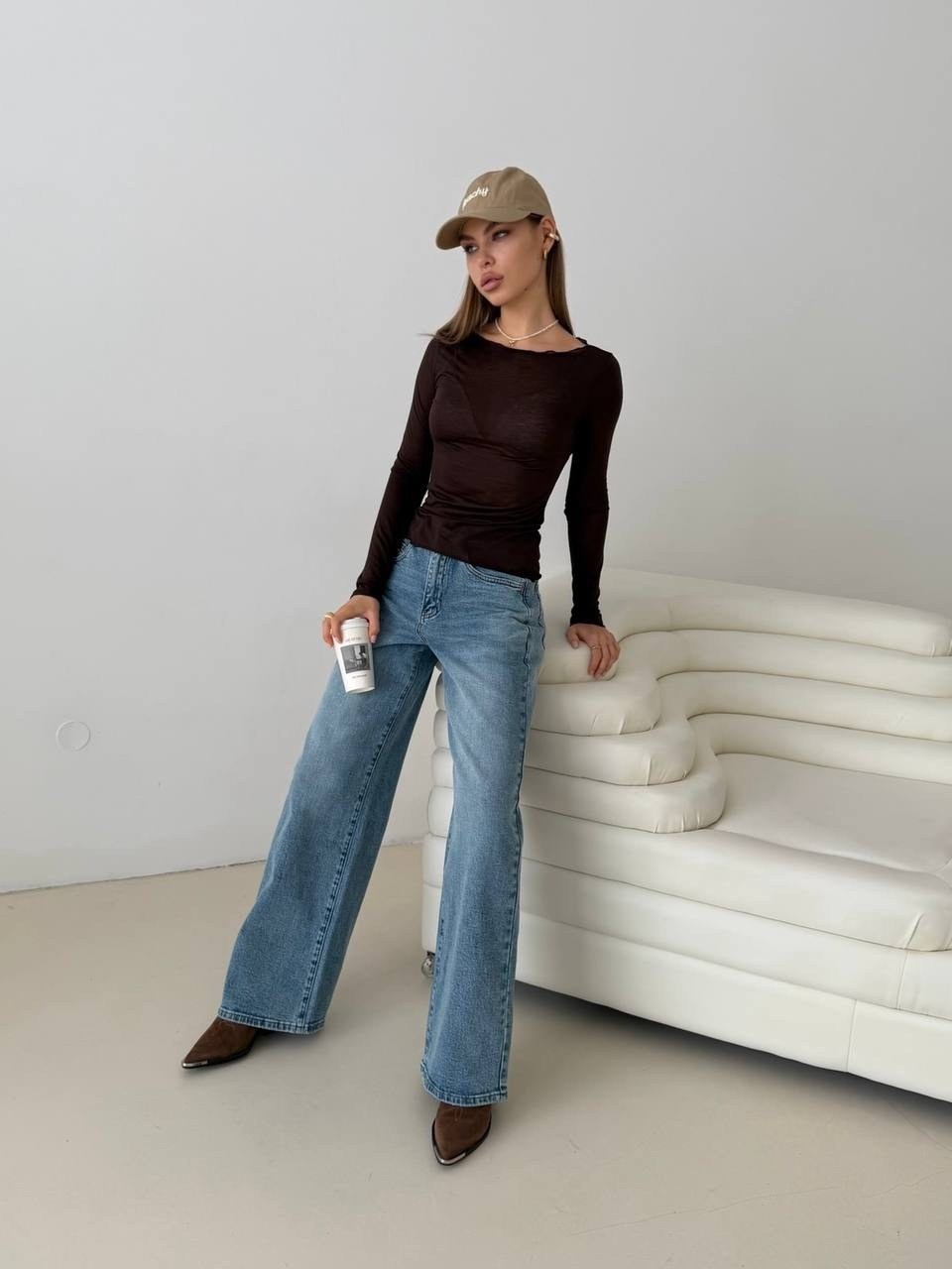 джинсы,женские джинсы,широкие джинсы,женские брюки джинсы,джемпер женские