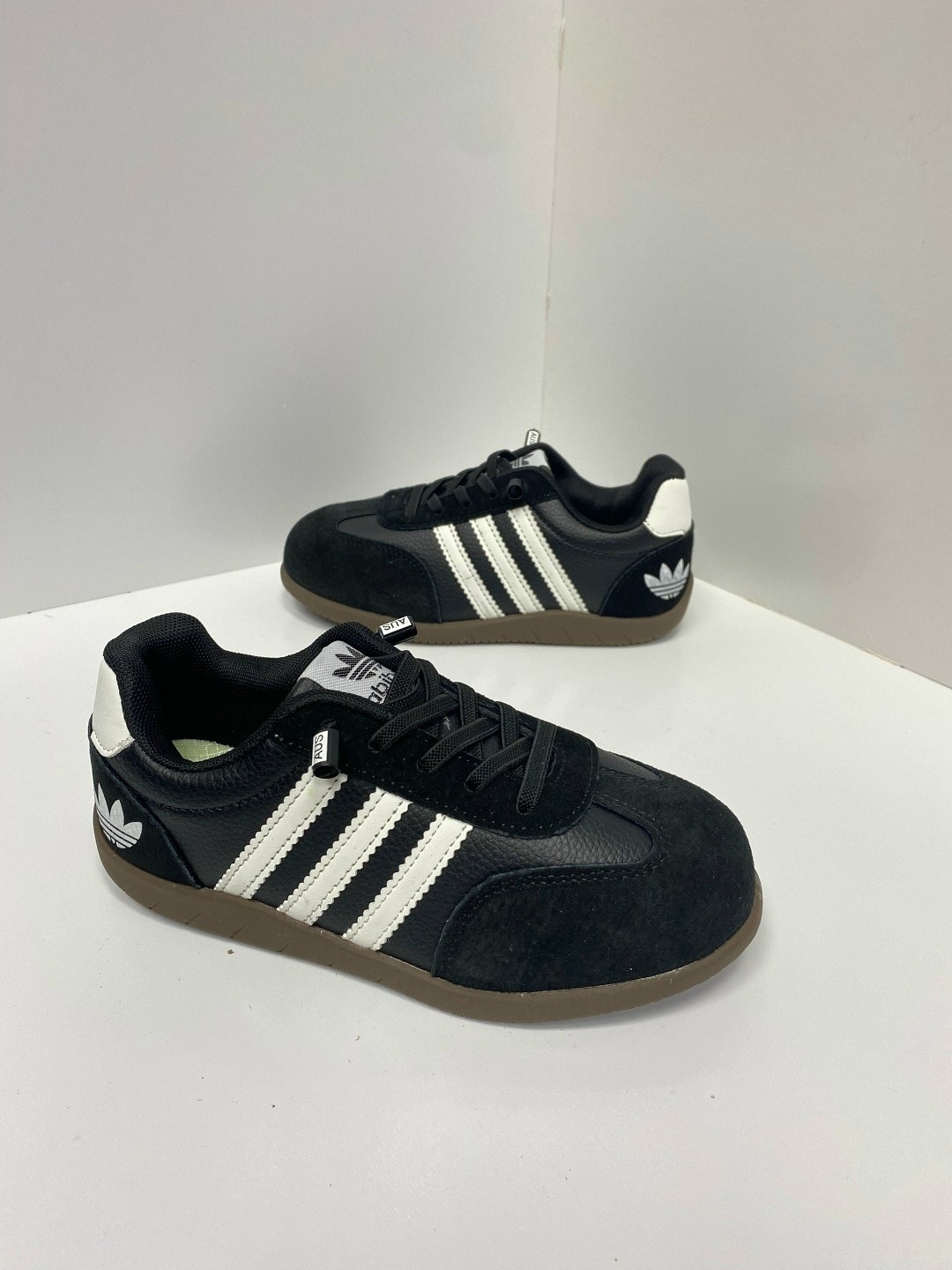 кроссовки adidas original,адидас кроссовки коричневые,кроссовки adidas,коричневые адидас,