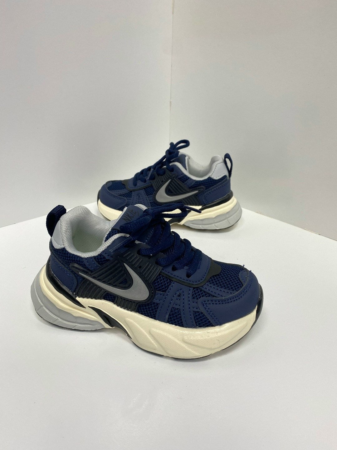 кроссовки женские nike,женские кроссовки,кроссовки nike,повседневные кроссовки,кроссовка