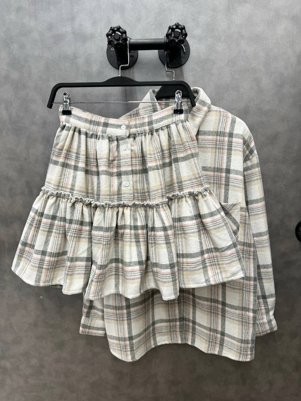 костюм юбка с рубашкой в клетку,костюм рубашка с юбкой,костюм двойка с юбкой и рубашкой повседневный,костюм женский с юбкой и рубашкой,костюм в клетку рубашка оверсайз и юбка