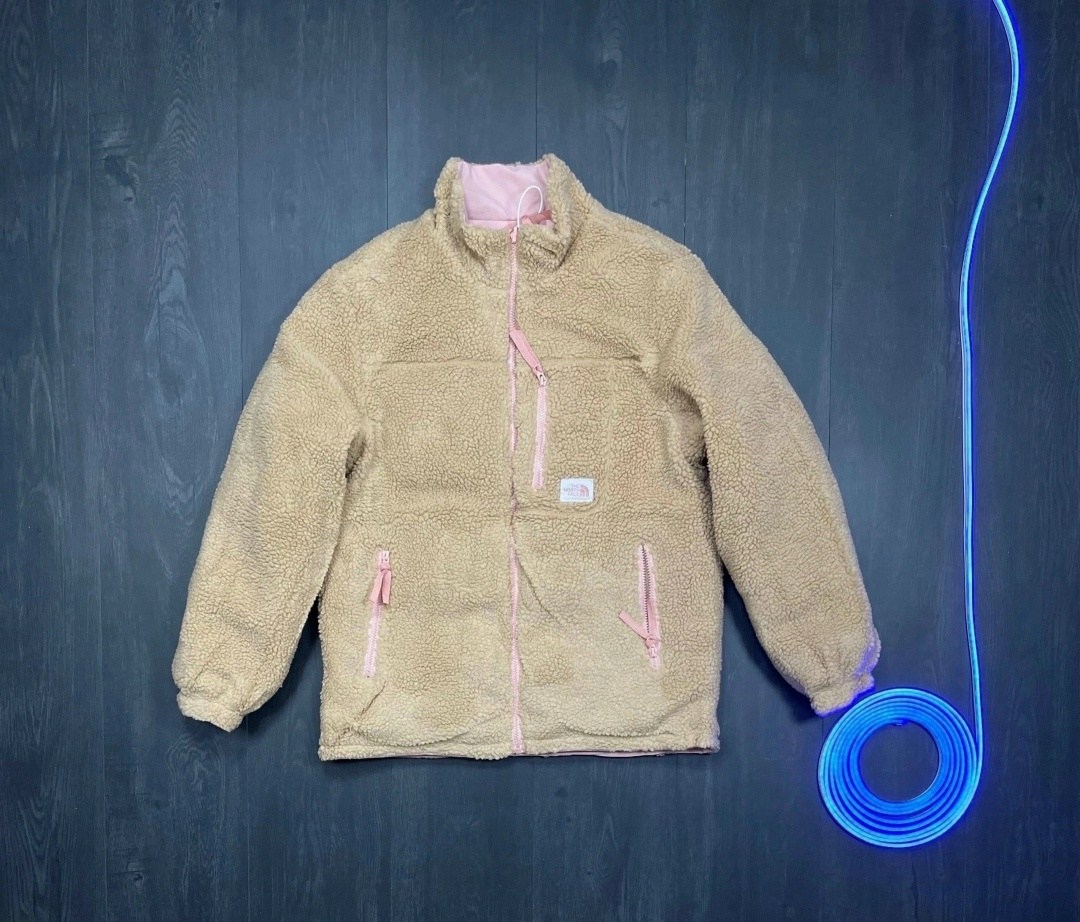 куртка двухсторонняя the north face,куртка зимняя the north face,куртка норт фейс барашек,куртка tnf зимний,куртка тнф двухсторонняя