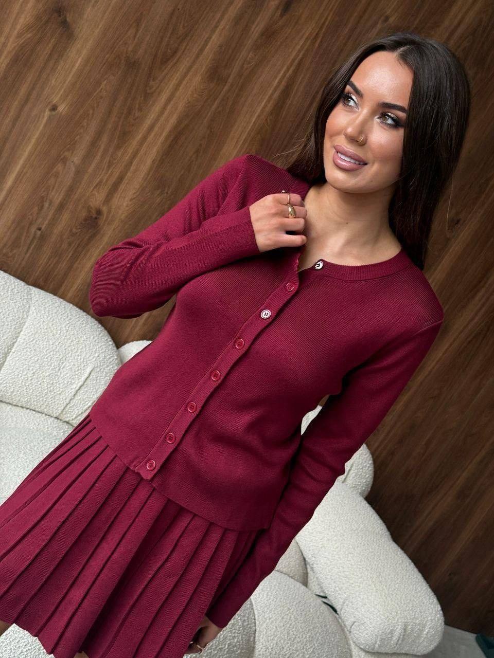 платье лапша трикотажное расклешенное primodonna цвет бордовый,костюм с юбкой,костюм женский с юбкой,платье бордовое,модное платье
