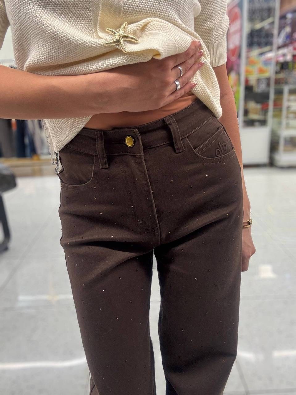 коричневые джинсы,коричневые джинсы женские широкие,женские джинсы коричневые джинсовые расклешенные брюки,коричневые джинсы женские,джинсы прямые с высокой посадкой нина