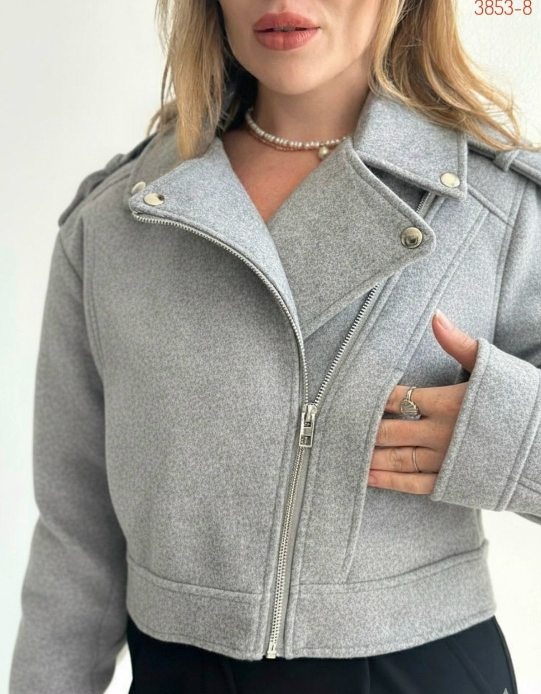 повседневная куртка,серая косуха,косуха куртка,куртка косуха женская,куртка женская