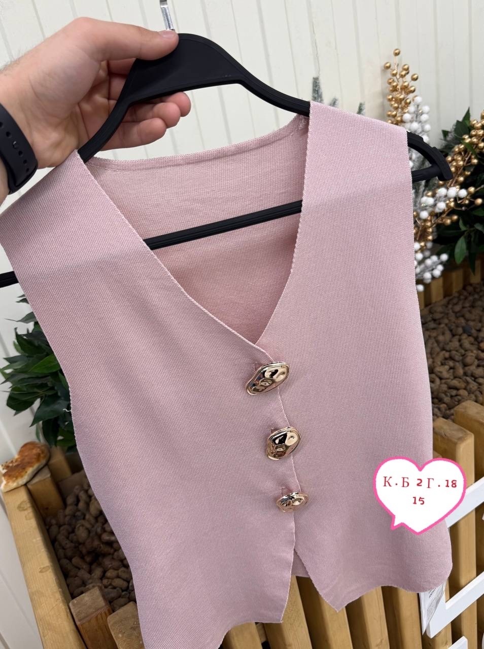 женский жилет,жилетка женская,жилет классический,жилет на пуговицах,жилет