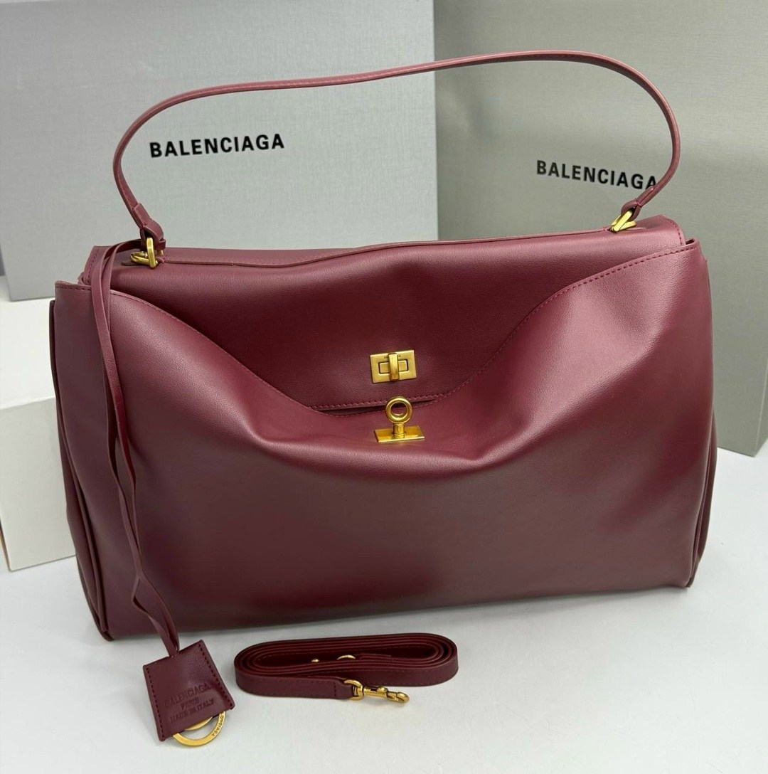 сумка balenciaga женская,сумка balenciaga,balenciaga сумка на плечо,сумка balenciaga натуральная кожа,сумка balenciaga черная натуральная кожа 35 см