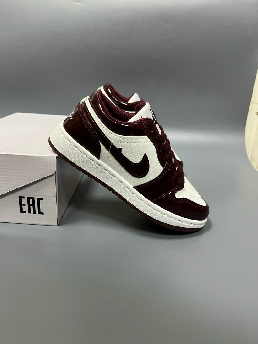 nike air jordan 1 low,nike air jordan 1 low wmns,air jordan 1 low,nike air jordan 1 low noble,nike air jordan 1