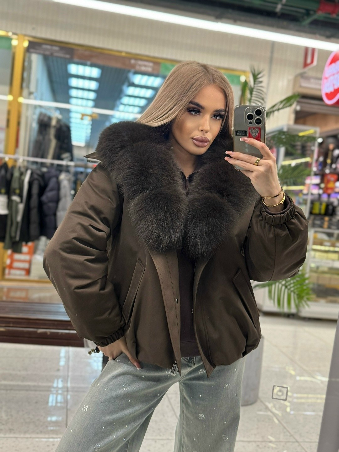 куртка с мехом,пуховик с натуральным мехом,пуховик с мехом,женский пуховик с мехом,пуховик женский с натуральным мехом