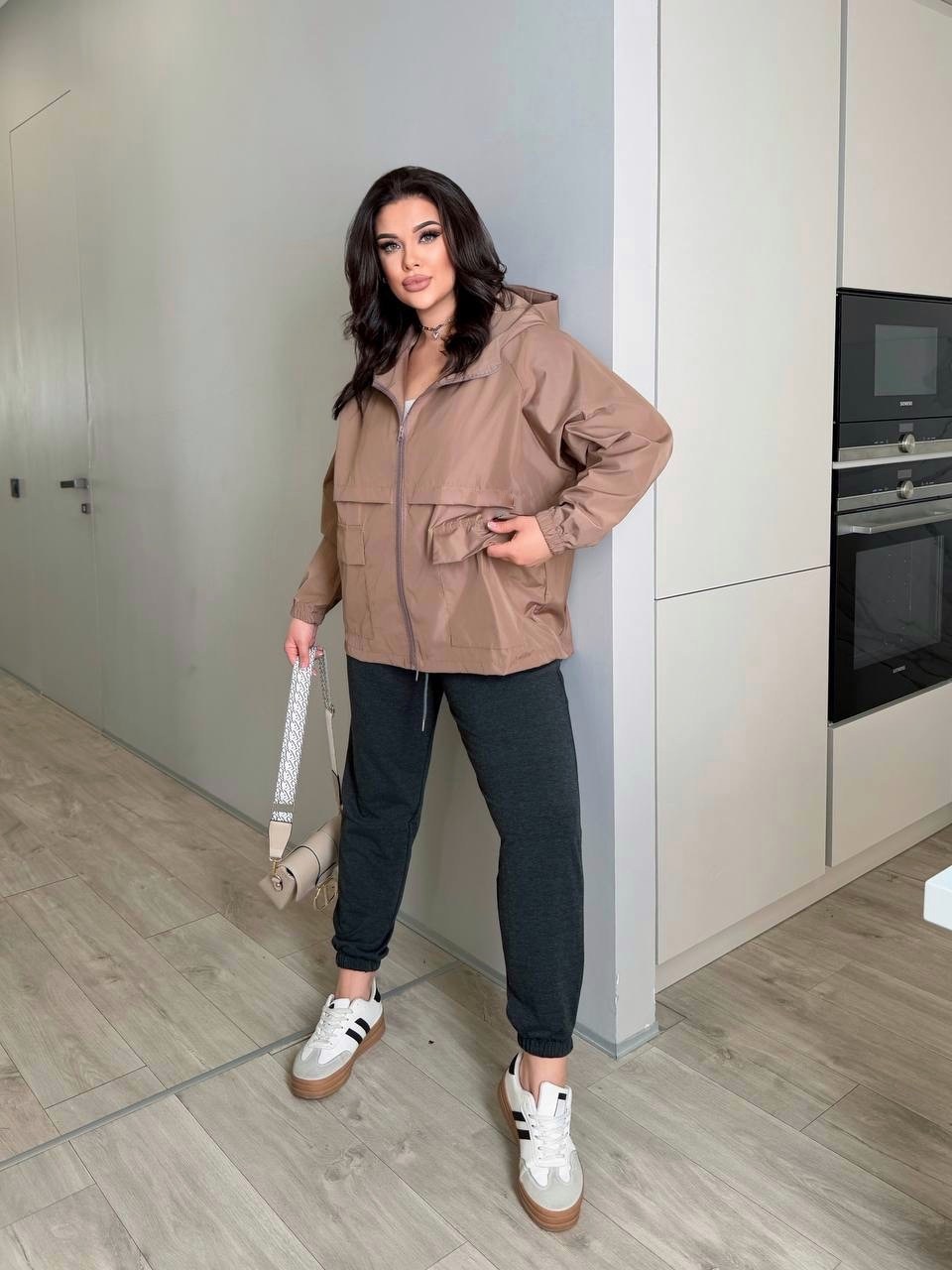 ветровка женская,куртка женская,стильная куртка,куртка свободного кроя,легкая куртка