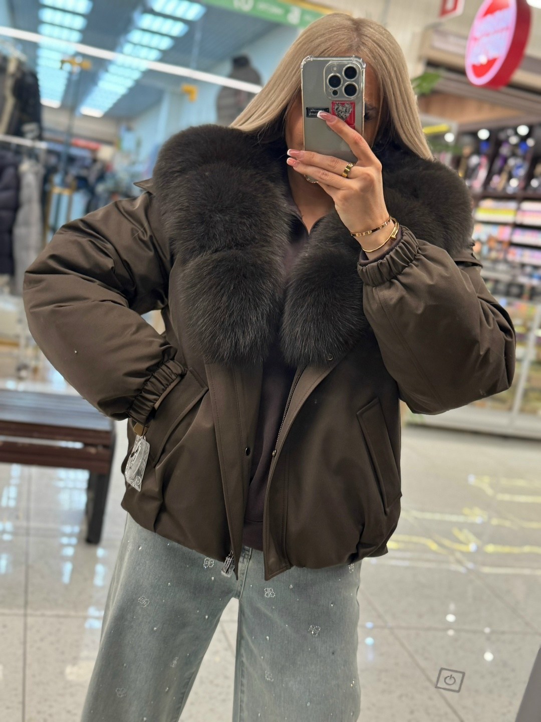 куртка с мехом,пуховик с натуральным мехом,пуховик с мехом,женский пуховик с мехом,пуховик женский с натуральным мехом