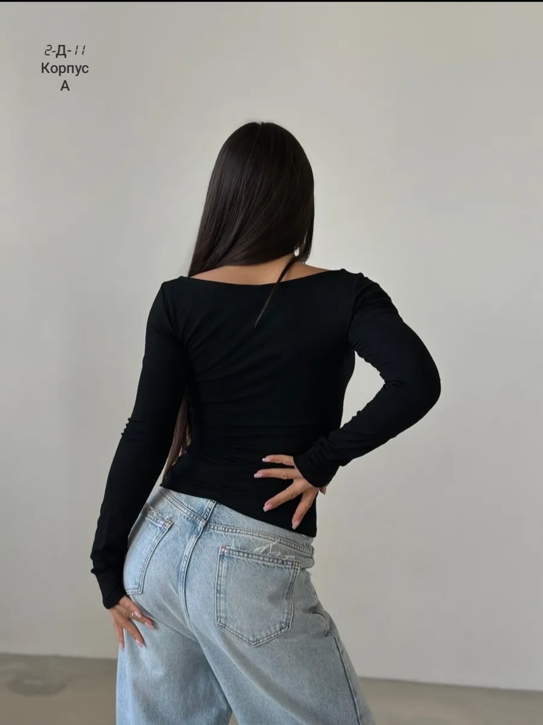 женская кофта,лонгслив,джемпер с вырезов,лонгслив женский белый,кофта женская с вырезом