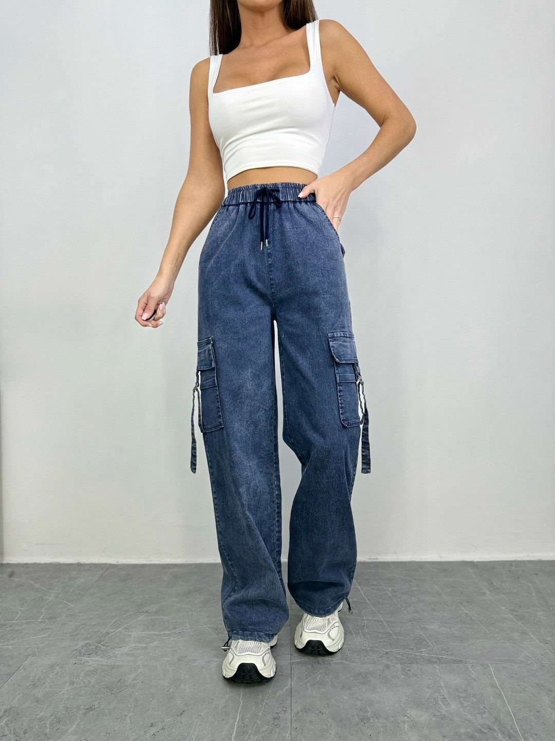 джинсы карго черные широкие,джинсы карго,джинсы брюки,джинсовые джоггеры с карманами,джинсы стильные