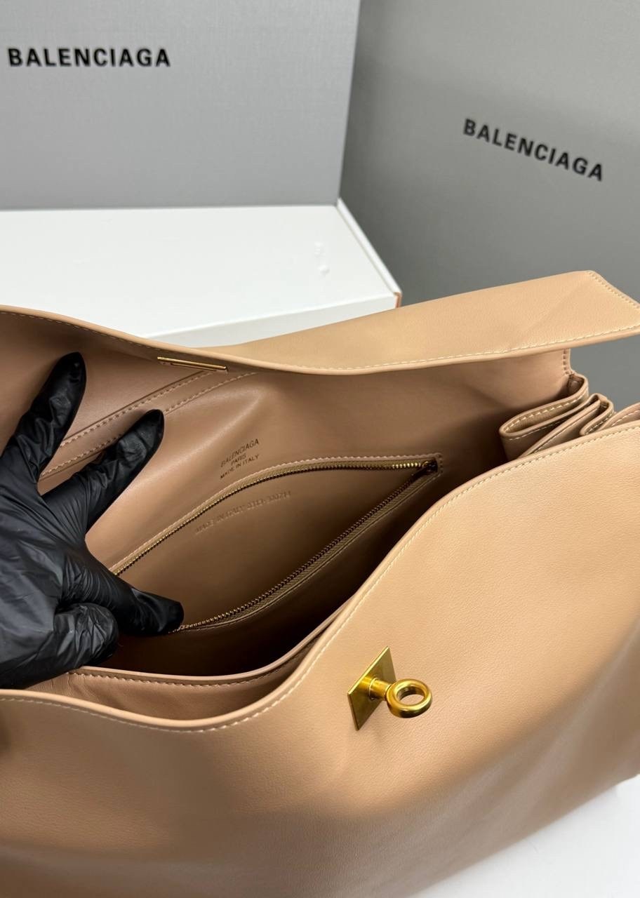 сумка balenciaga женская,сумка balenciaga,balenciaga сумка на плечо,сумка balenciaga натуральная кожа,сумка balenciaga черная натуральная кожа 35 см