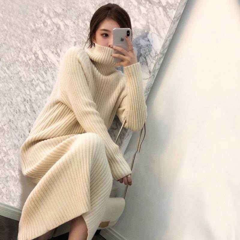 turtleneck drop shoulder ribbed knit sweater dress,вязаное платье,бежевое платье лапша,трикотажное платье,теплое вязаное платье