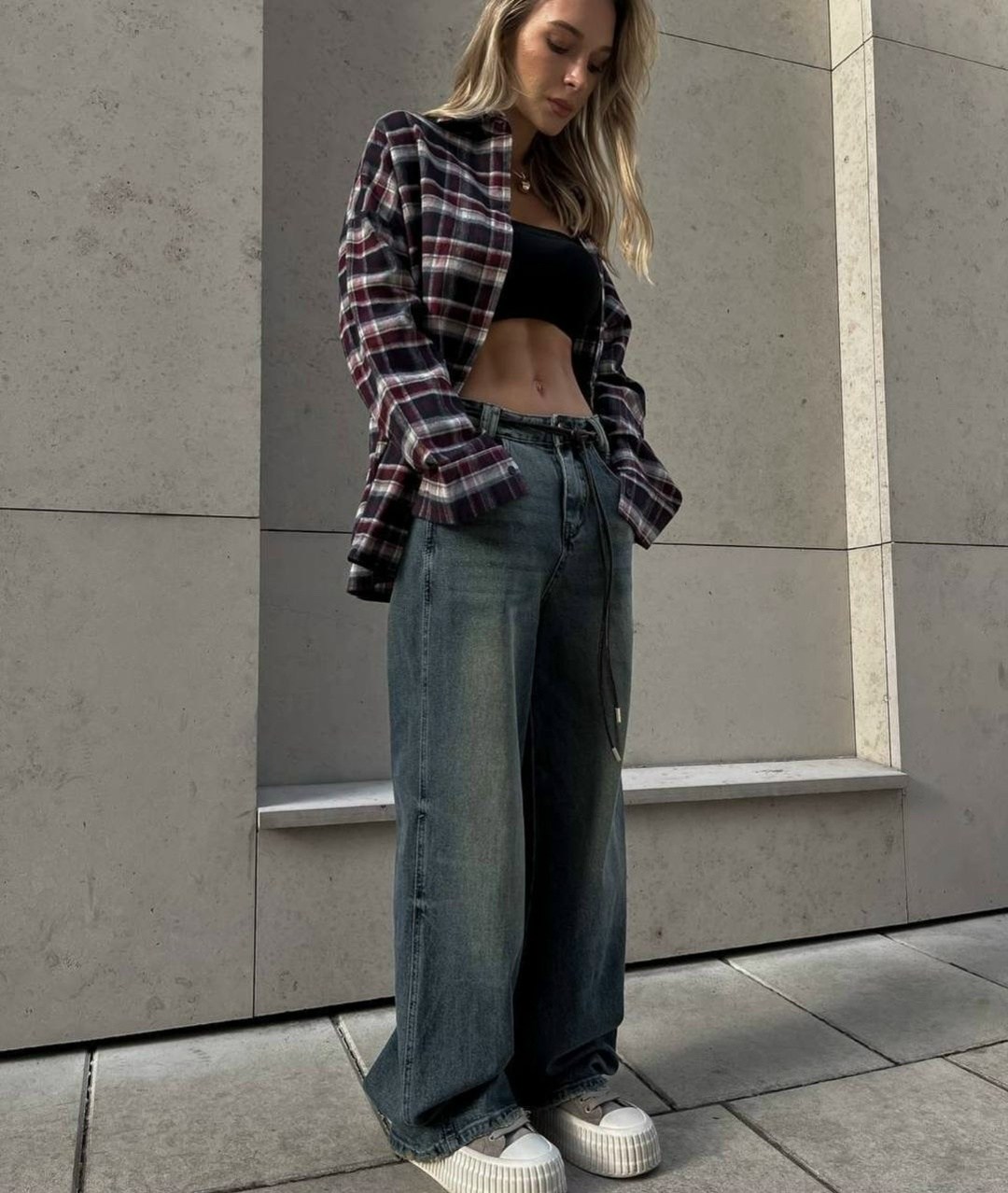 джинсы широкие,модные джинсы,джинсовые брюки,женские джинсы,широкие джинсы женские