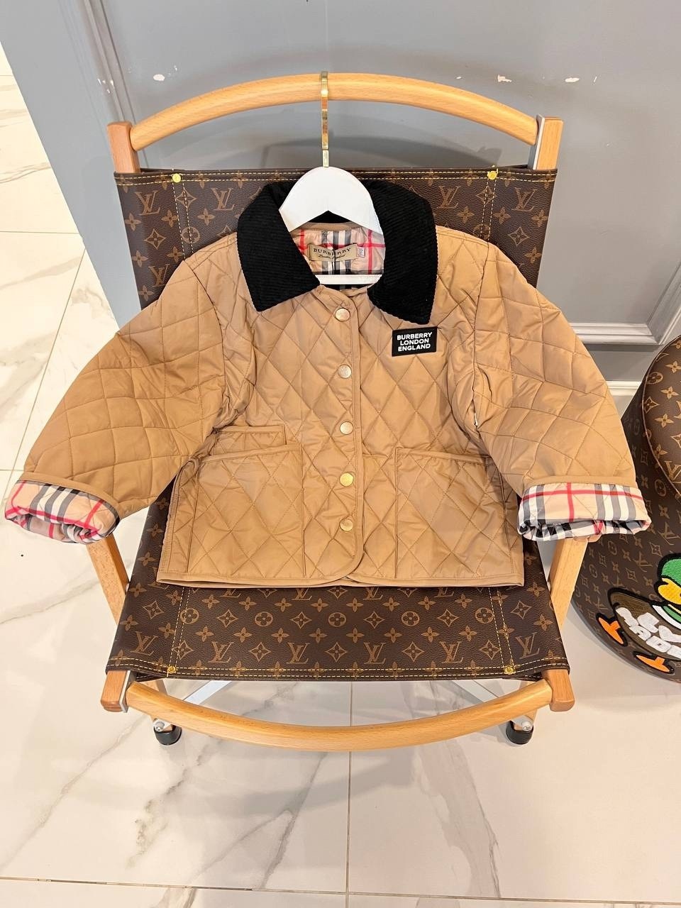 куртка burberry,стеганая куртка burberry kids,пуховик burberry,стеганая куртка,теплая куртка