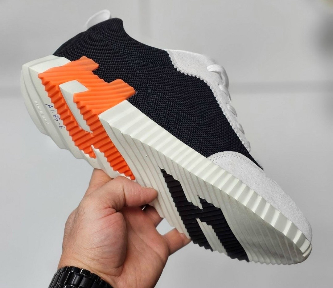 кроссовка мужской,кроссовки мужские,изи кроссовки мужские черные,,черные кроссовки